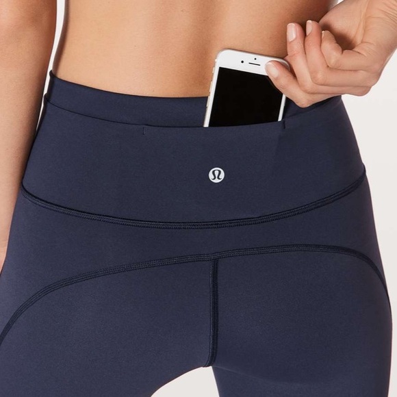 Lululemon Mix & Mesh Crop *21”,Midnight Navy/Moroccan Blue/Light Horizon, Size 6 - Picture 4 of 11